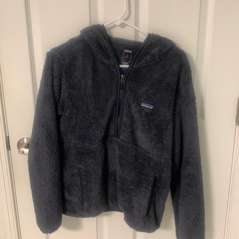 Womens Patagonia hoodie Navy Medium
